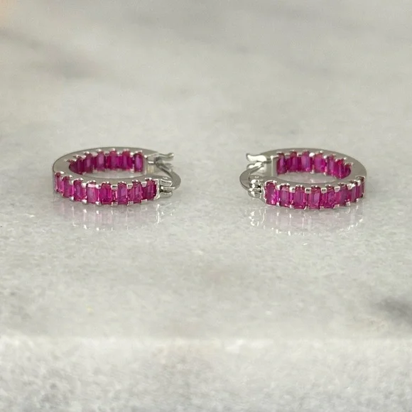 Sterling Silver Princess Pink Crystal Hoop Earrings
Brand New - Picture 1 of 5